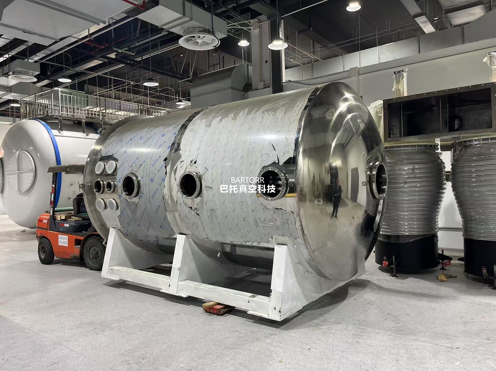 無錫超大真空腔體